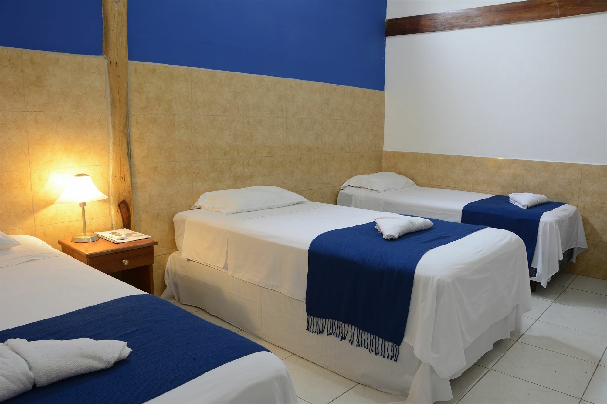 Aquamarine Galapagos Hotel Puerto Ayora  Εξωτερικό φωτογραφία